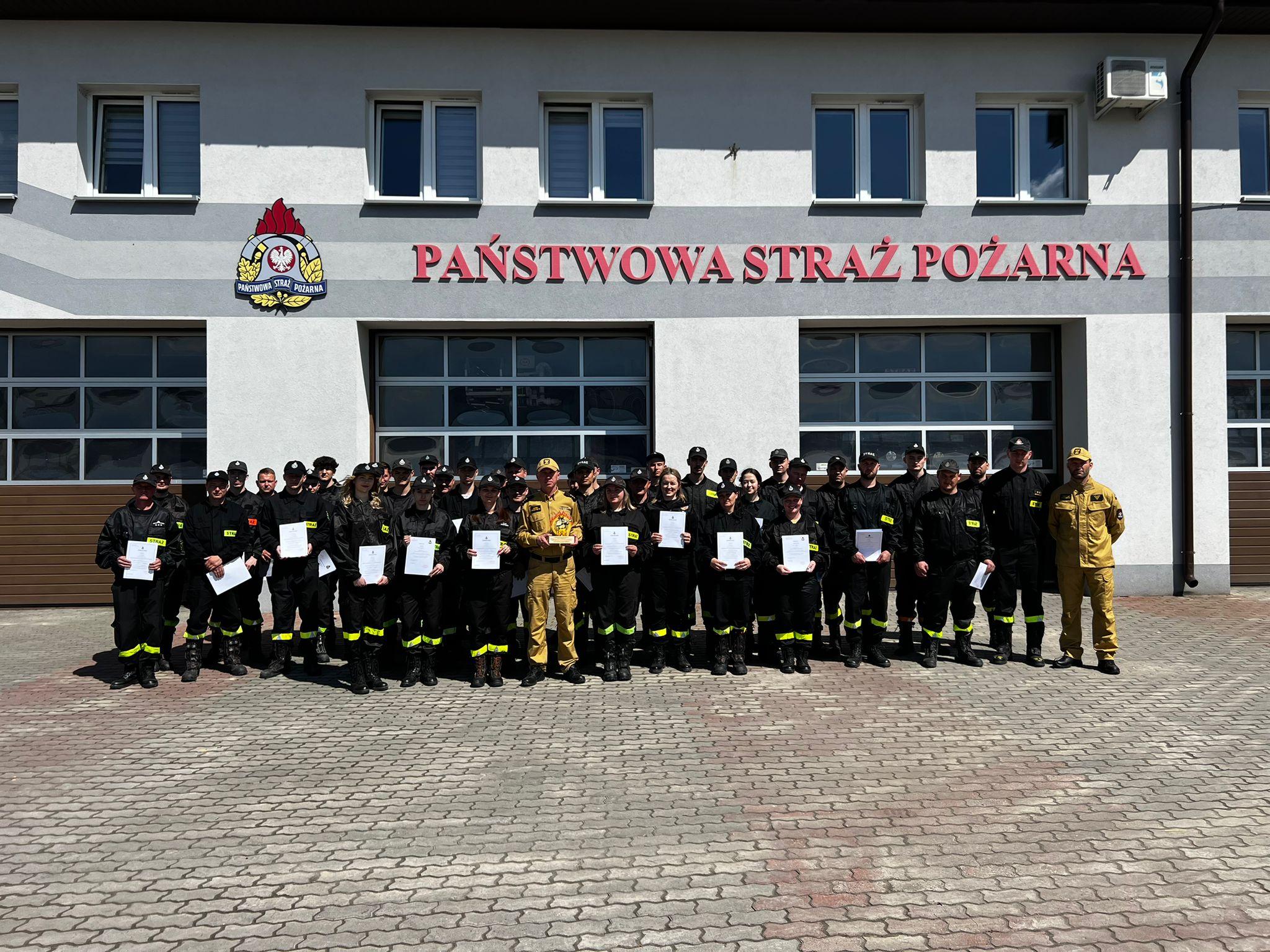 Szkolenie podstawowe strażaków ratowników OSP z terenu powiatu lubaczowskiego post thumbnail image